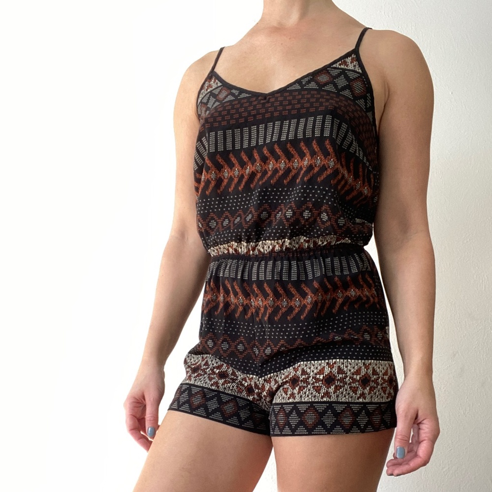 Comfy Cute Geometric Print Romper from Timing - Small
